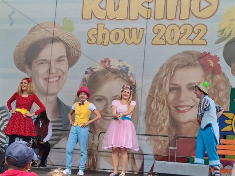 Kukino show byla letní show Štístka a Poupěnky se Smejkem a Tanculienkou napříč republikou.
